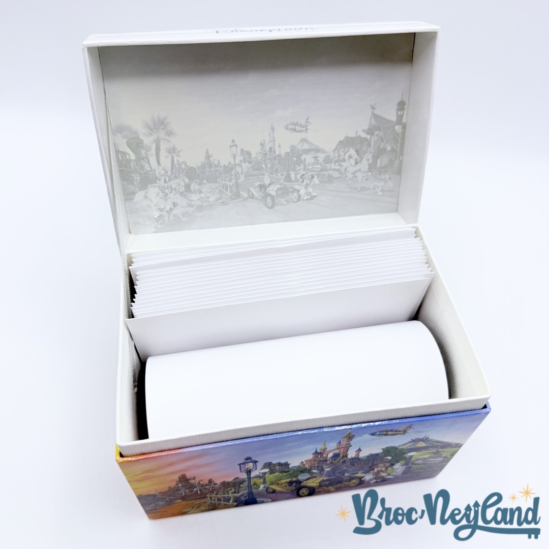 Coffret-Papier-à-Lettres-Mickey-et-ses-amis-Disneyland-Paris-disney-feuilles-enveloppes (2)