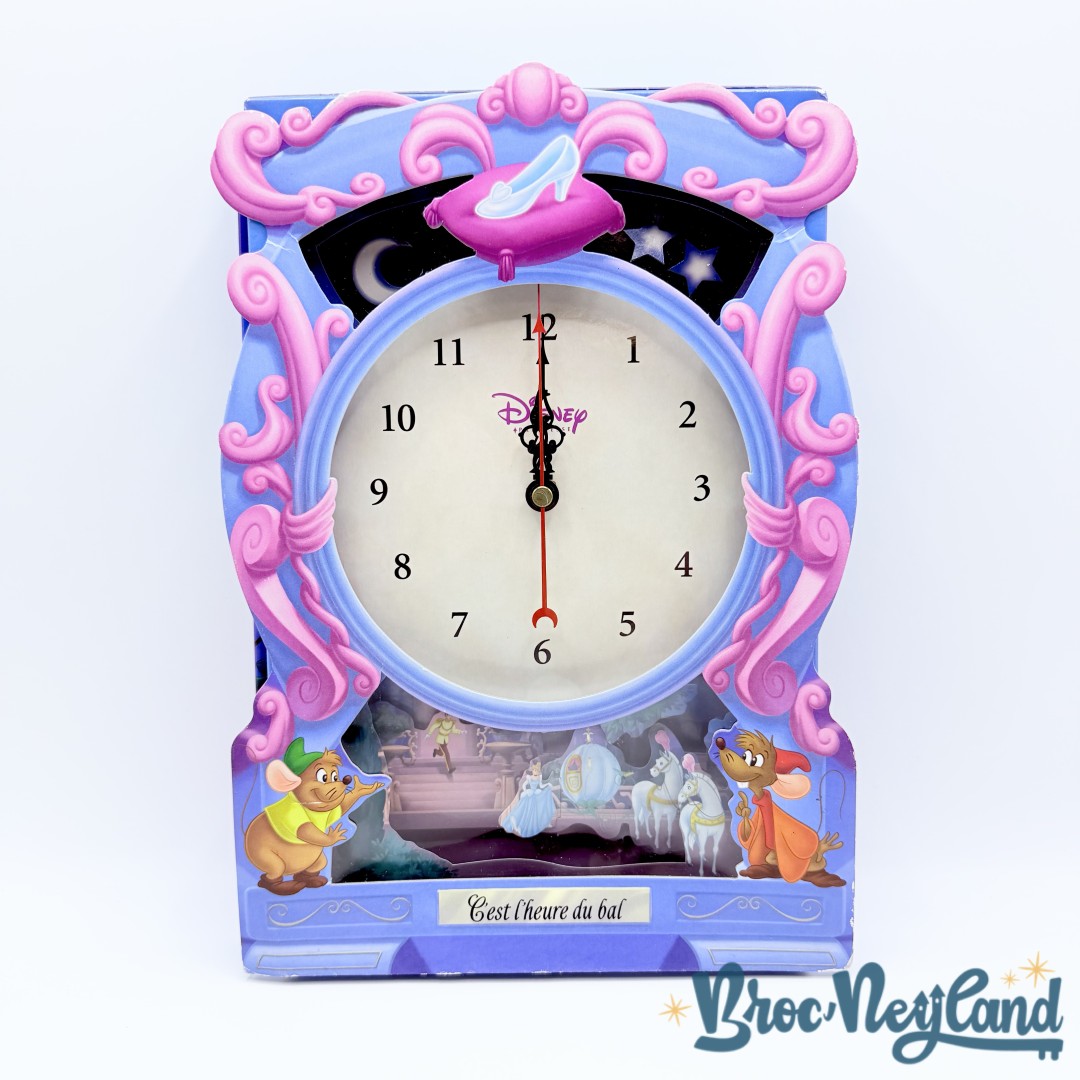 Livre-Cendrillon-est-heure-du-bal-Disney-Princess-Hachette (4)