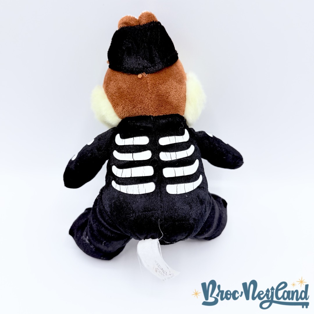 Peluche-Tic-Squelette-Halloween-Disneyland-Paris-Disney-Tic-et-Tac-écureuil-marron-20-cm (2)