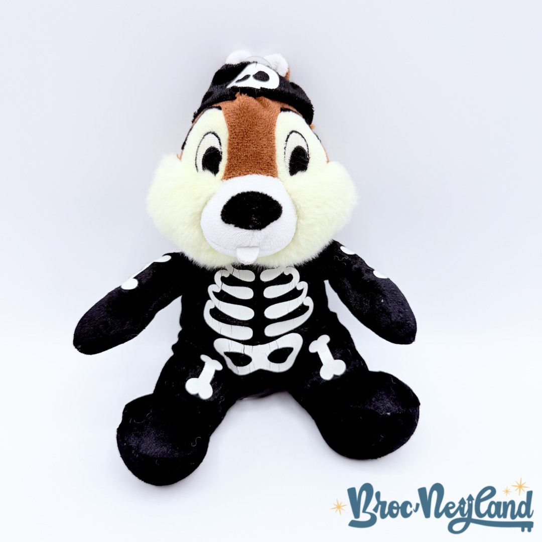Peluche-Tic-Squelette-Halloween-Disneyland-Paris-Disney-Tic-et-Tac-écureuil-marron-20-cm (1)
