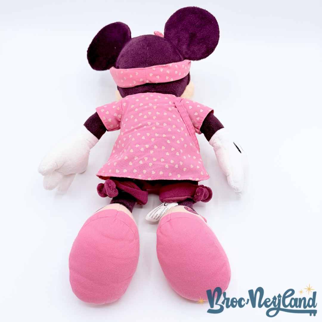 Peluche-Minnie-Mouse-rose-disneyland-Resort-Paris-Disney-cœurs-38-cm (5)