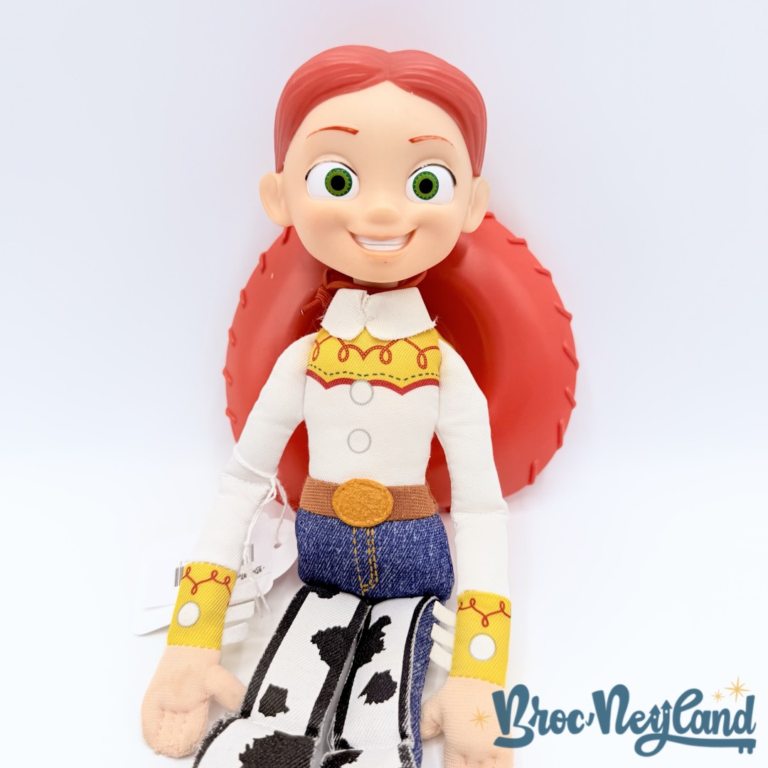 Poupée-Jessie-Toy-Story-disney-Pixar-Lansay-Thinkway-Toys-cow-boy-peluche-36-cm (3)