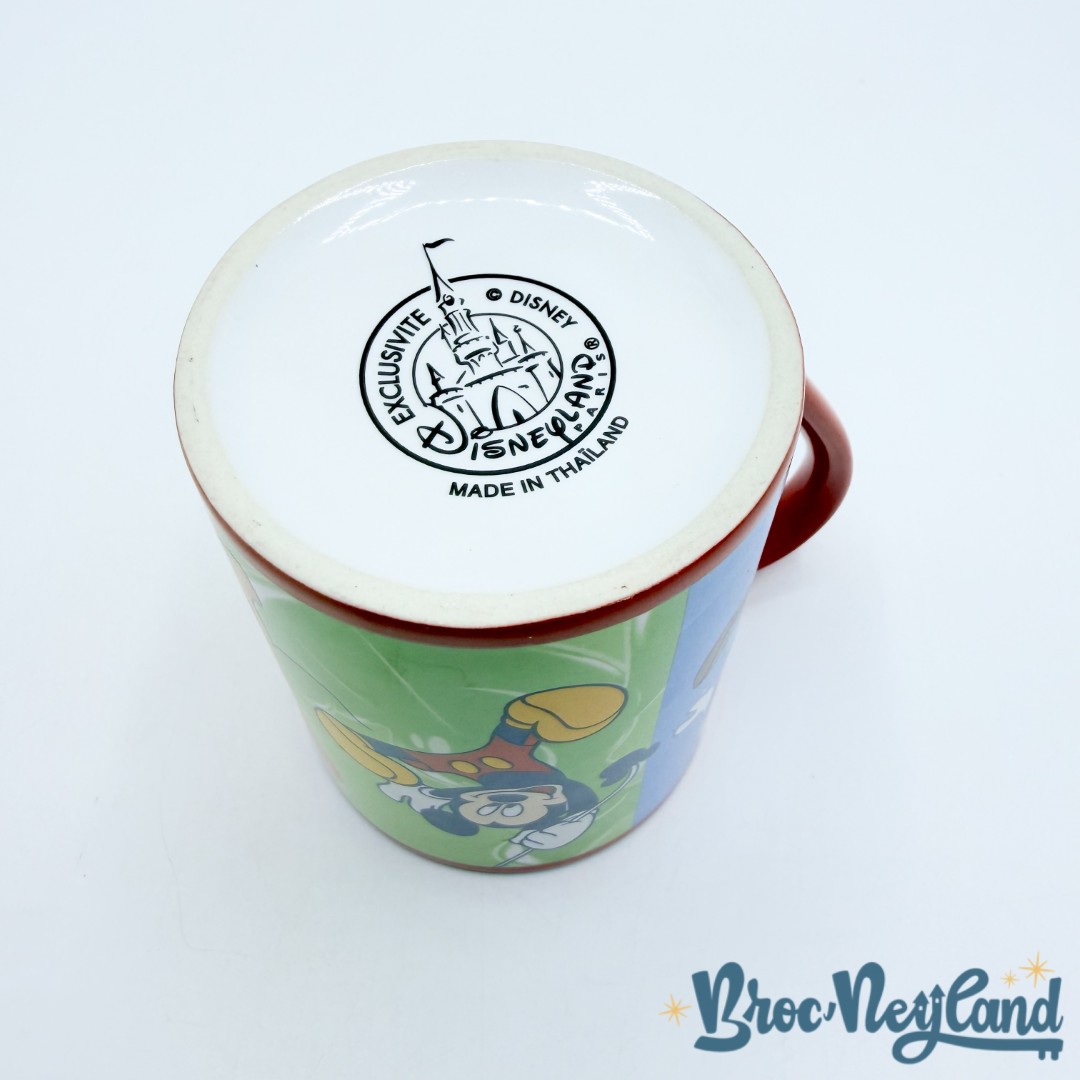 Tasse-Mickey-Dingo-Pluto-Disneyalnd-Paris-mug-disney-château-couleurs (6)