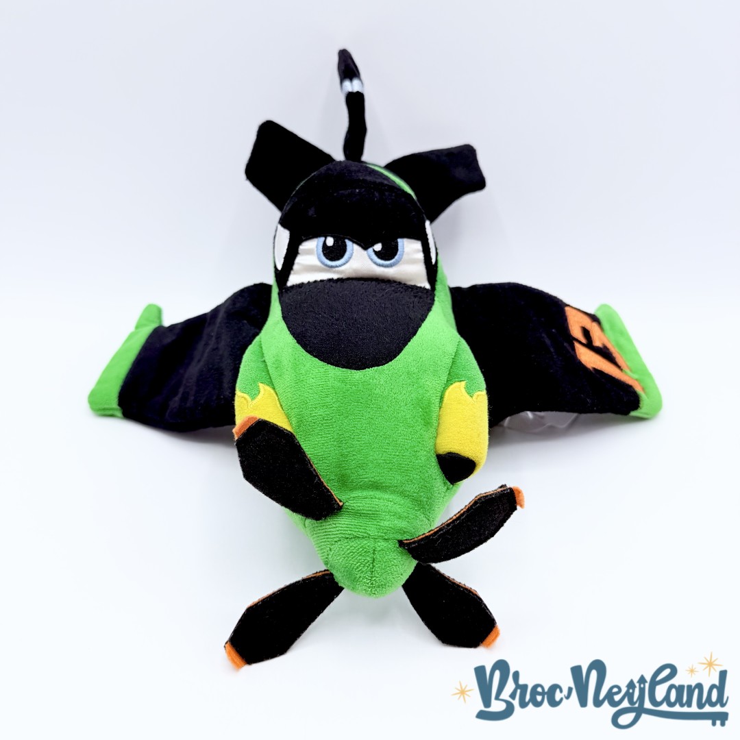Peluche-Ripslinger-Planes-Disney-Store-avion-vert-noir-écusson-30-cm (3)