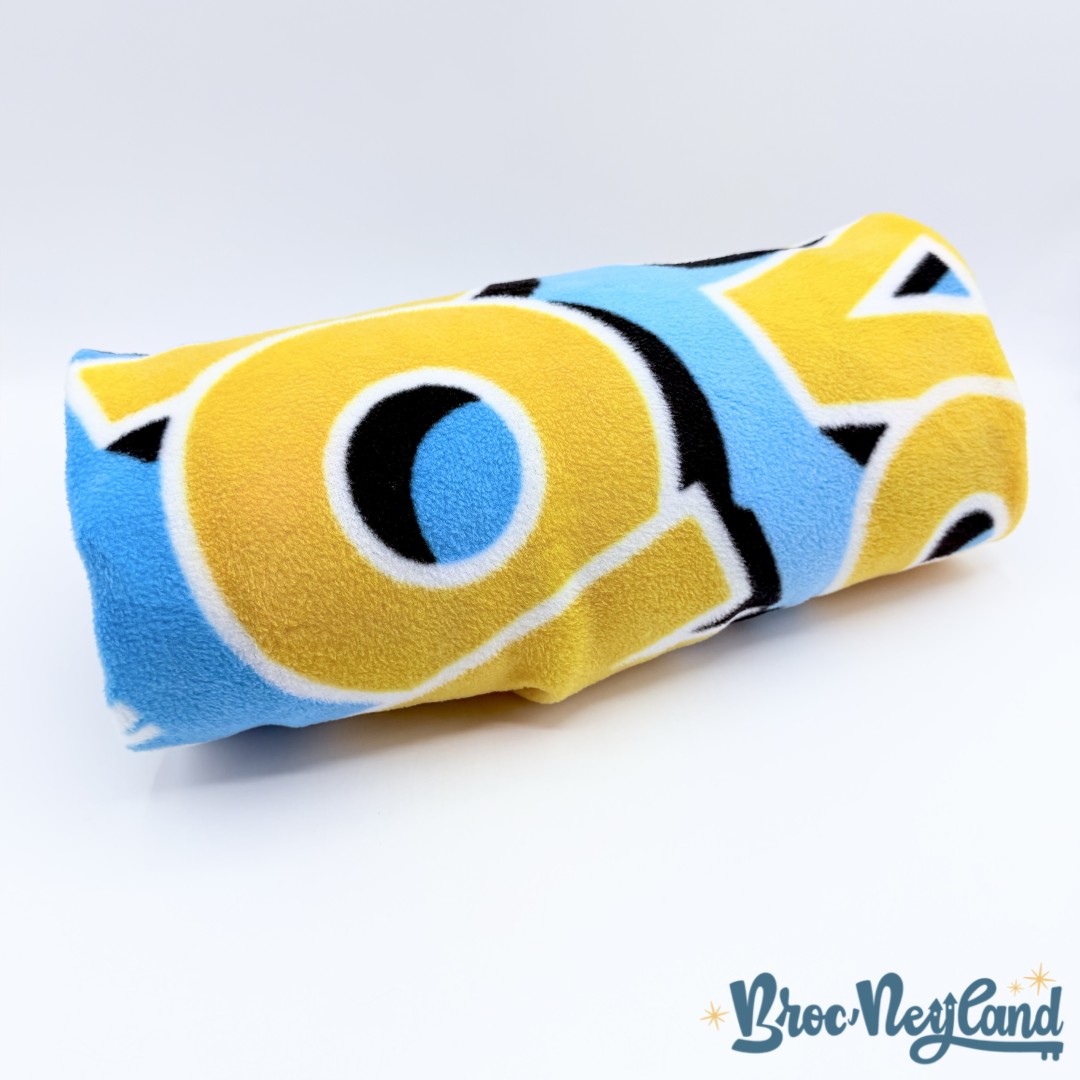 Couverture-Plaid-Mickey-Mouse-Party-Disneyland-Paris-Disney-polaire-bleu (1)