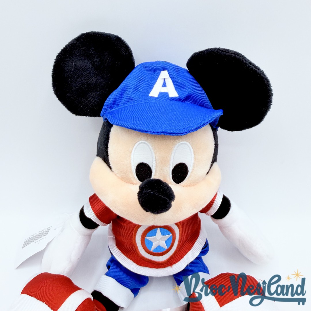 Peluche-Mickey-Mouse-Hôtel-New-York-Disneyland-Paris-Disney-The-Art-of-Marvel-32-cm (4)