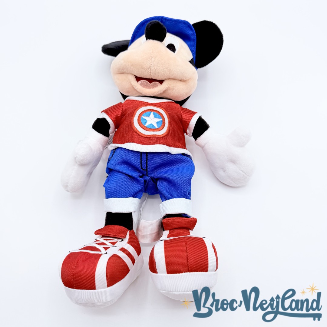 Peluche-Mickey-Mouse-Hôtel-New-York-Disneyland-Paris-Disney-The-Art-of-Marvel-32-cm (3)