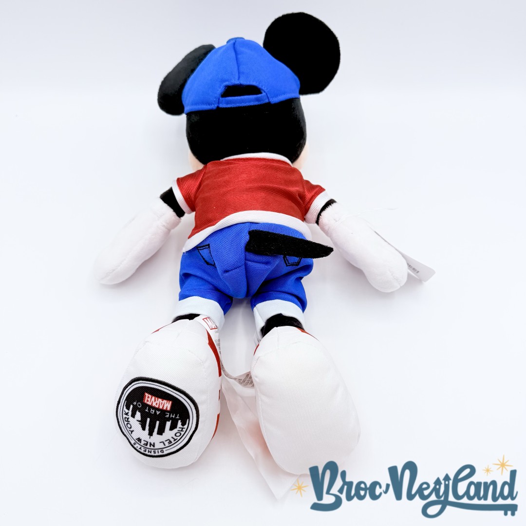 Peluche-Mickey-Mouse-Hôtel-New-York-Disneyland-Paris-Disney-The-Art-of-Marvel-32-cm (1)