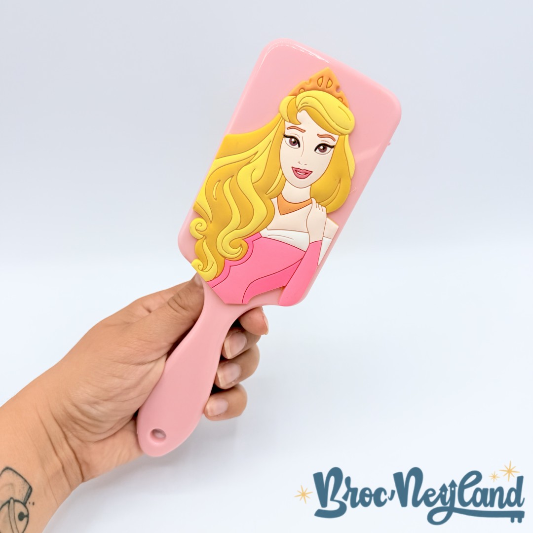 Brosse-à-cheveux-Aurore-La-Belle-au-bois-dormant-Disney-Princess-plastique-rose (3)