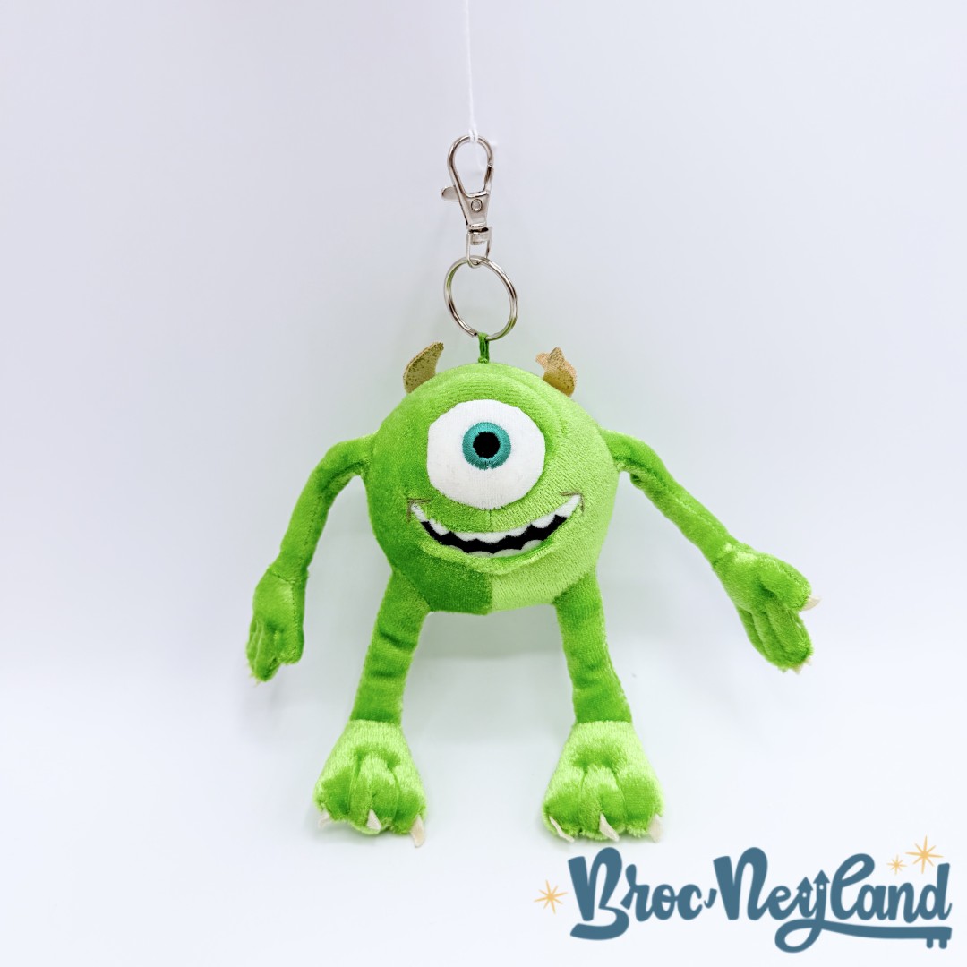 Porte-clés-Bob-Razowski-Monstres-et-Cie-Disney-Store-peluche-monstre-vert (3)