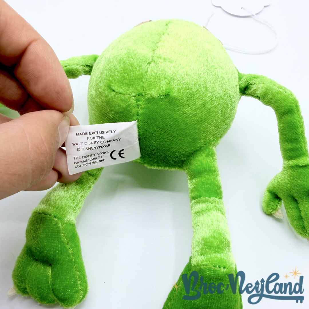 Porte-clés-Bob-Razowski-Monstres-et-Cie-Disney-Store-peluche-monstre-vert (1)