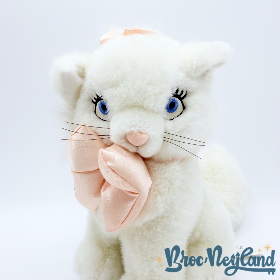 Peluche-Marie-Les-Aristochats-Disney-Store-vintage-chat-blanc-22-cm (6)