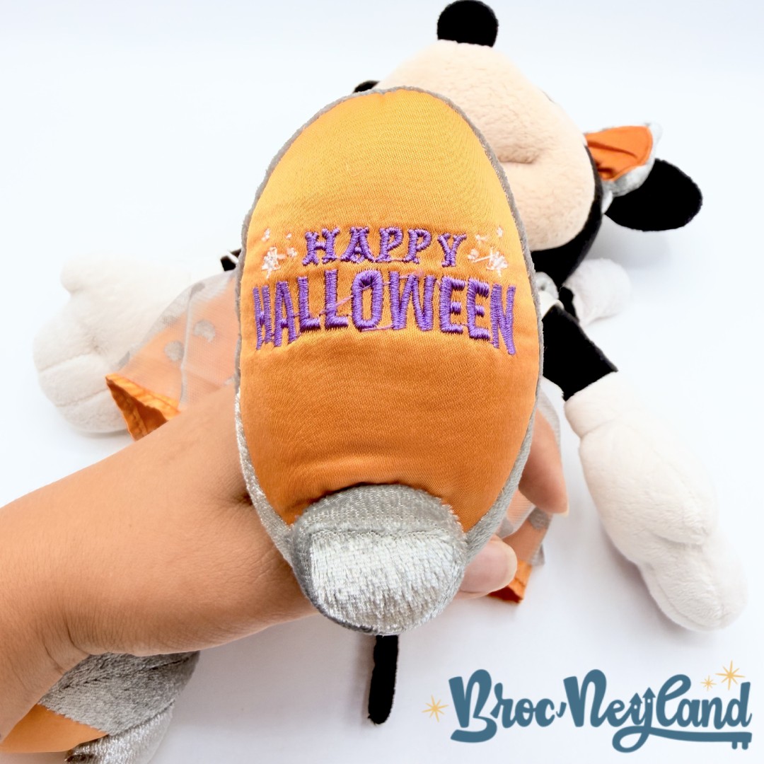 Peluche-minnie-Mouse-Happy-Halloween-Disney-Parks-2021-Disneyland-chat-noir-orange-34-cm (2)
