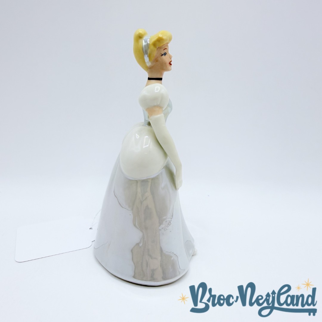 Figurine-porcelaine-Cendrillon-Disney-Store-vintage-princesse-16-cm (2)