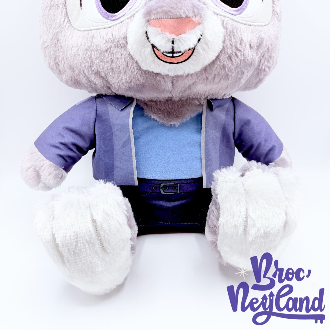 Peluche-Judy-Hopps-XXL-Zootopie-2-Disney-SEGA-Japon-lapin-policier-grand-format-56-cm (5)