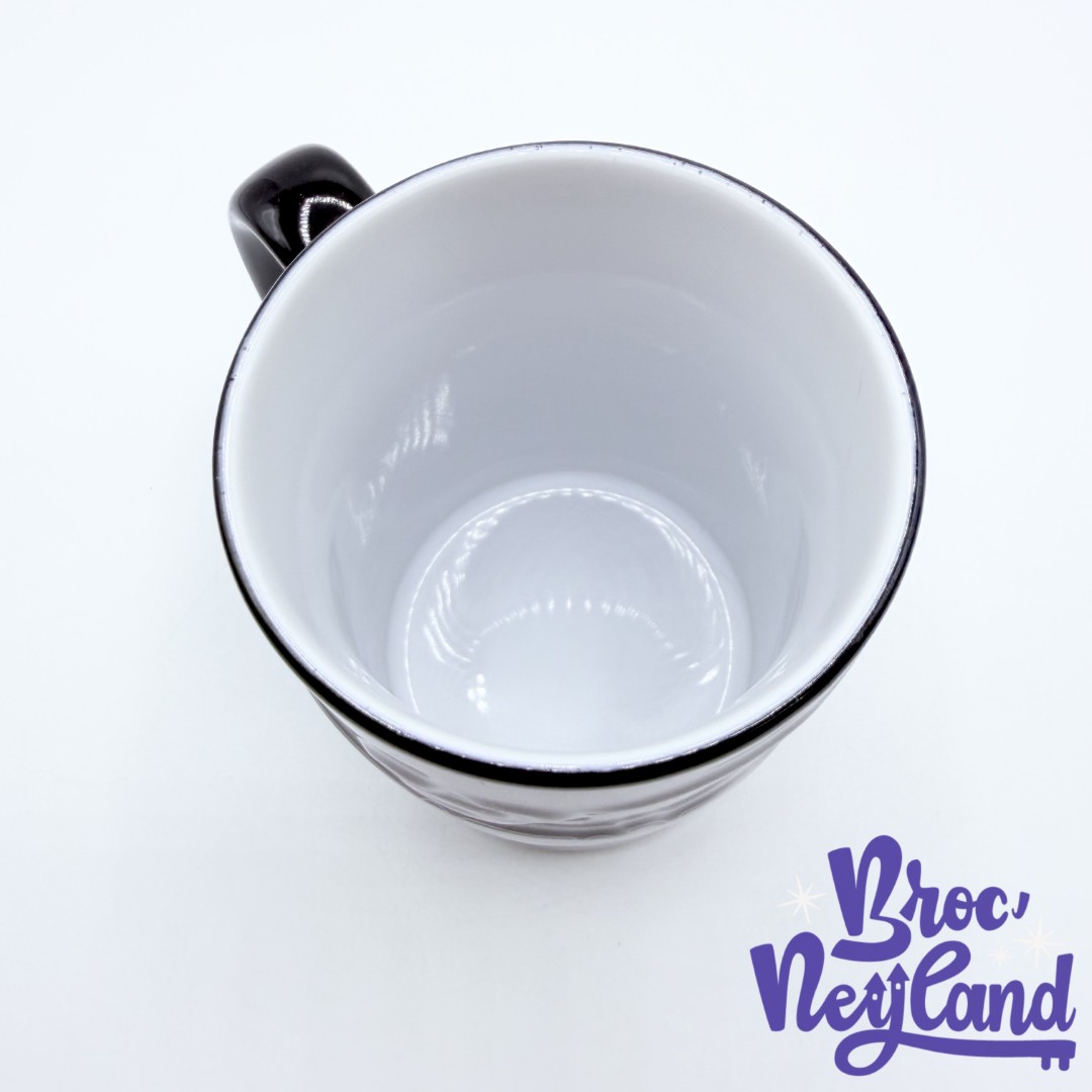 Tasse-Disneyland-Paris-Tour-Eiffel-noir-mug-Disney-relief-3D (8)