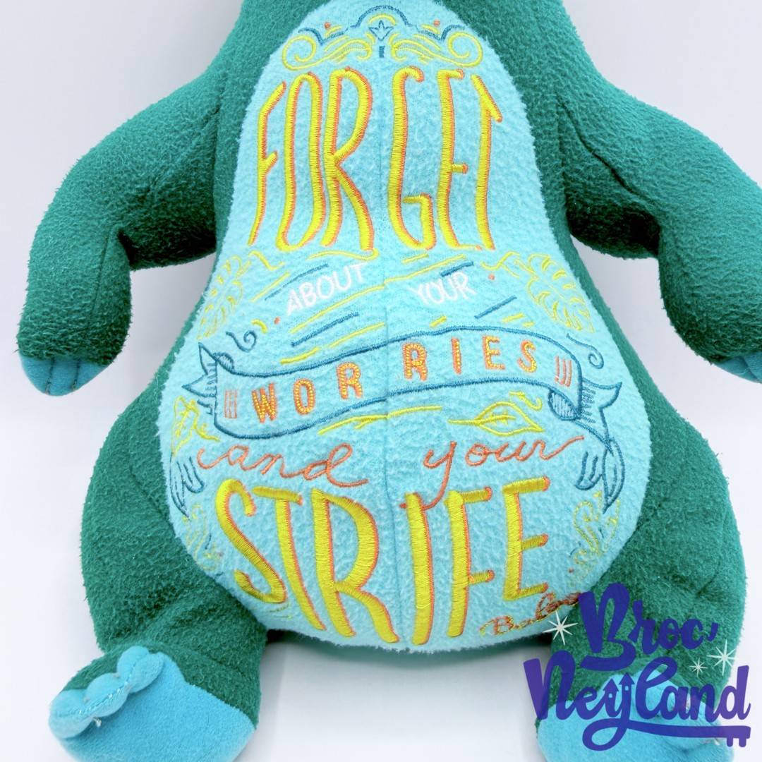 Peluche-Baloo-Disney-Wisdom-Series-3-of-12-Édition-limitée-Disney-Store-2019-Le-Livre-de-la-Jungle-ours-vert-34-cm (6)