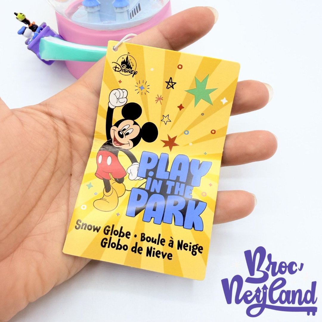 Boule-à-neige-Mickey-et-ses-amis-Play-in-the-Park-Walt-Disney-World-Disney-Store-2024-snow-globe (9)