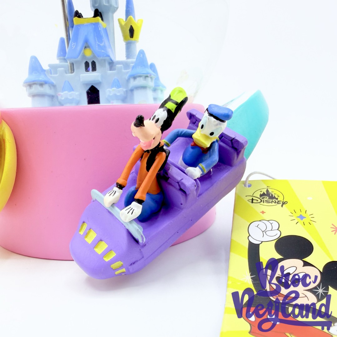 Boule-à-neige-Mickey-et-ses-amis-Play-in-the-Park-Walt-Disney-World-Disney-Store-2024-snow-globe (2)
