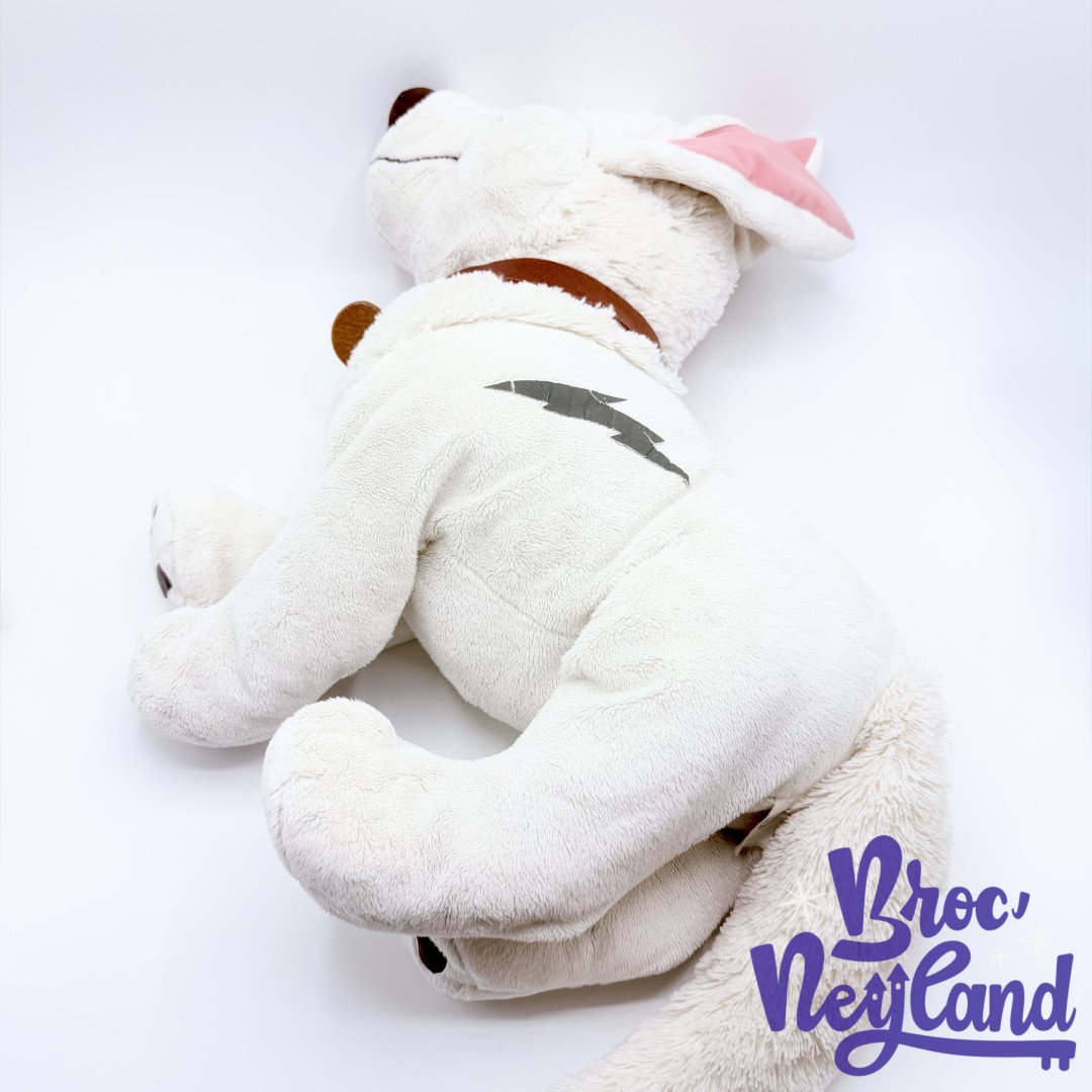 Peluche-Volt-XXL-Disney-Gipsy-chien-blanc-éclair-grand-format-60-cm (5)