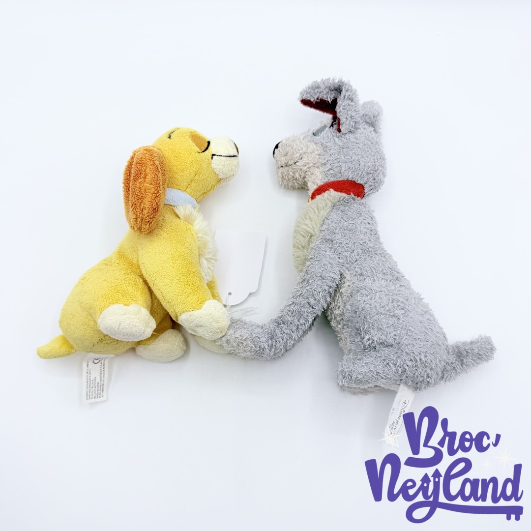 Peluche-La-Belle-et-le-Clochard-Bisous-Disneyland-Paris-Disney-chiens-couple-aimant-25-cm (5)