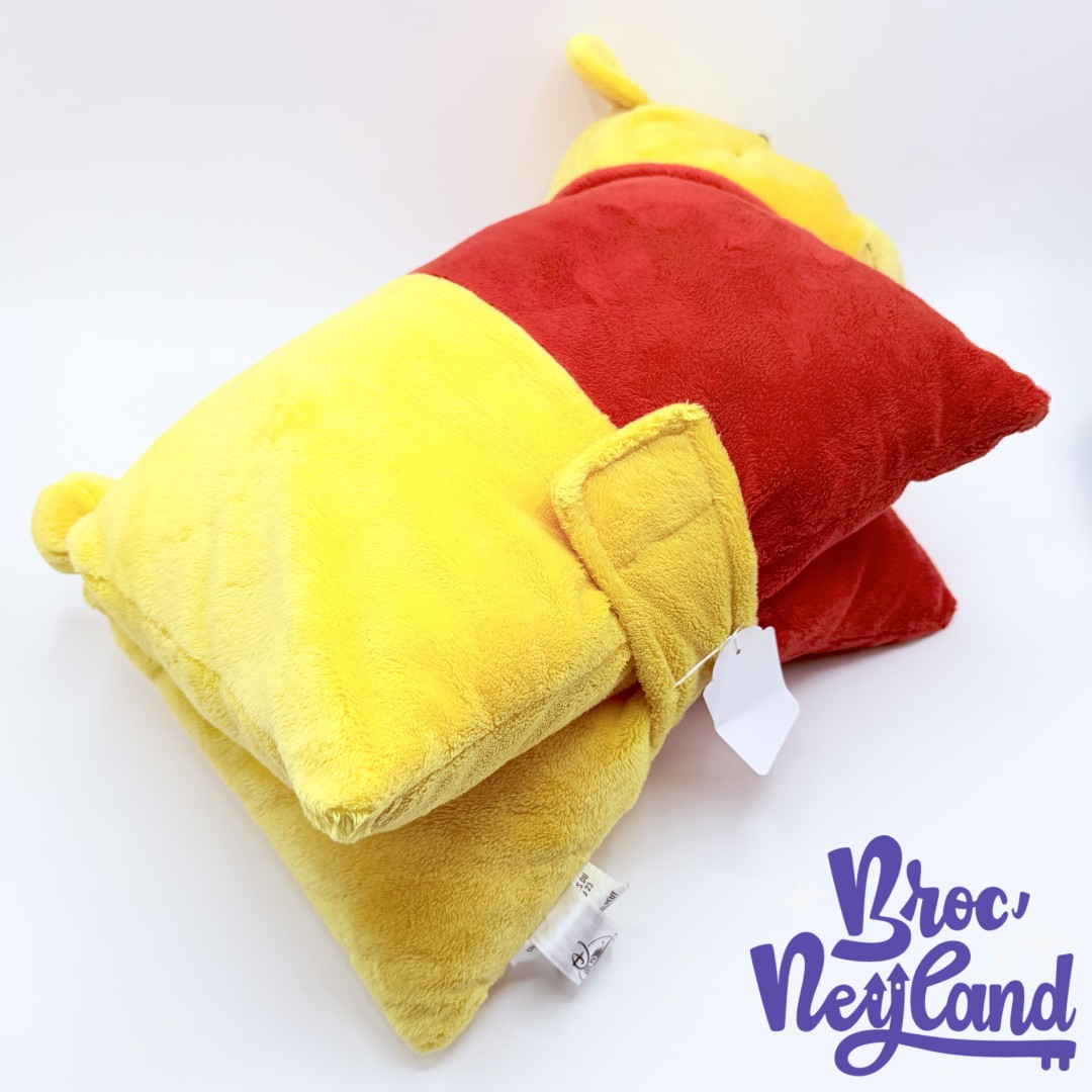 Coussin-Winnie-ourson-Disney-Parks-Disneyland-Paris-peluche-oreiller-pliable-jaune (1)