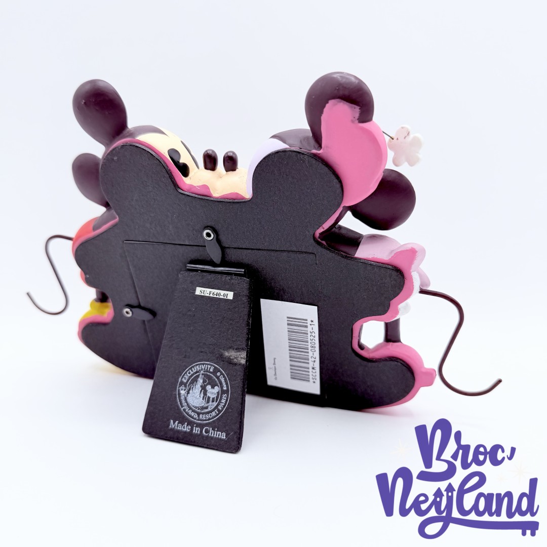 Cadre-photo-résine-Mickey-Minnie-bisous-Disneyland-Paris-Disney-love-coeur (3)