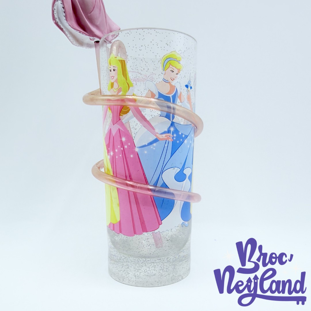 Verre-paille-Princesses-Blanche-Neige-Aurore-Cendrillon-Belle-Disneyland-Paris-Disney-paillettes-plastique (6)