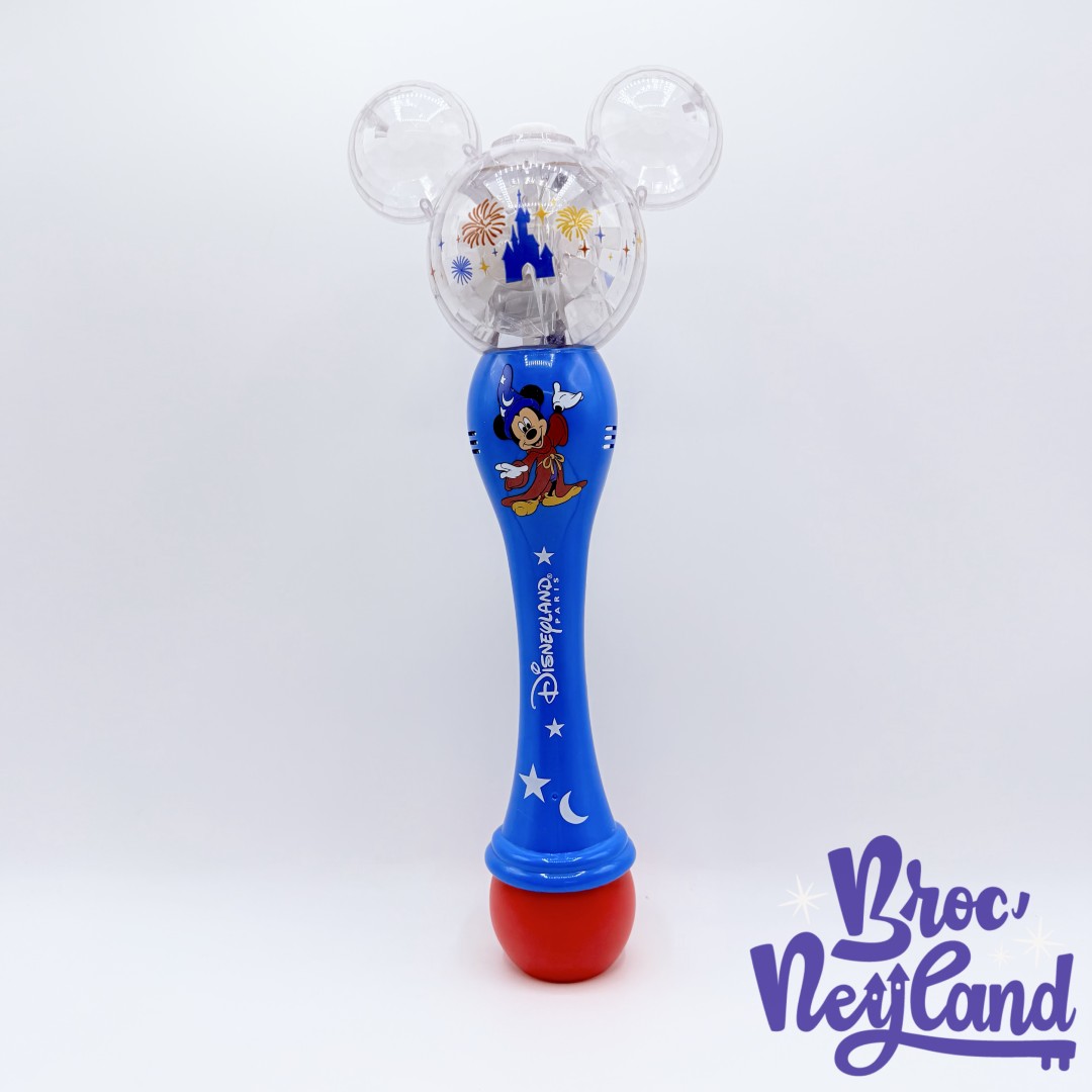 Baguette-à-bulles-Mickey-Fantasia-lumineuse-Disneyland-Paris-2023-Disney-plastique-magique (4)