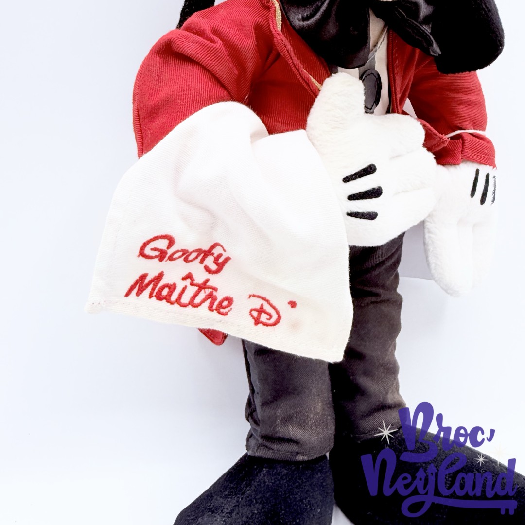Peluche-Dingo-Goofy-Maitre-Hôtel-Disneyland-Paris-Disney-noir-rouge-38-cm (6)