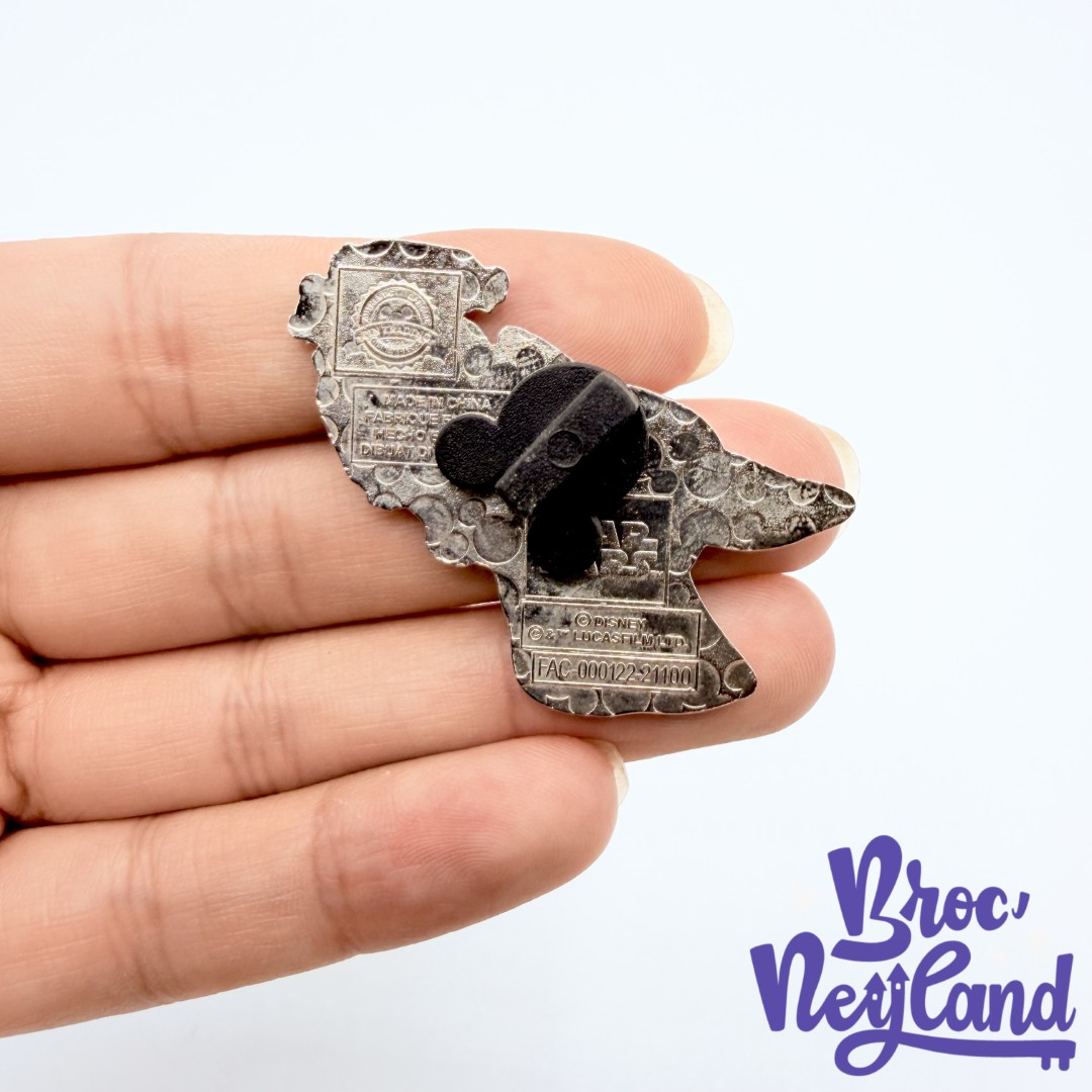 Pin-Grogu-with-Halloween-Candy-Opening-Edition-Disney-Parks-2021-Star-Wars-Mandalorian-156832 (3)