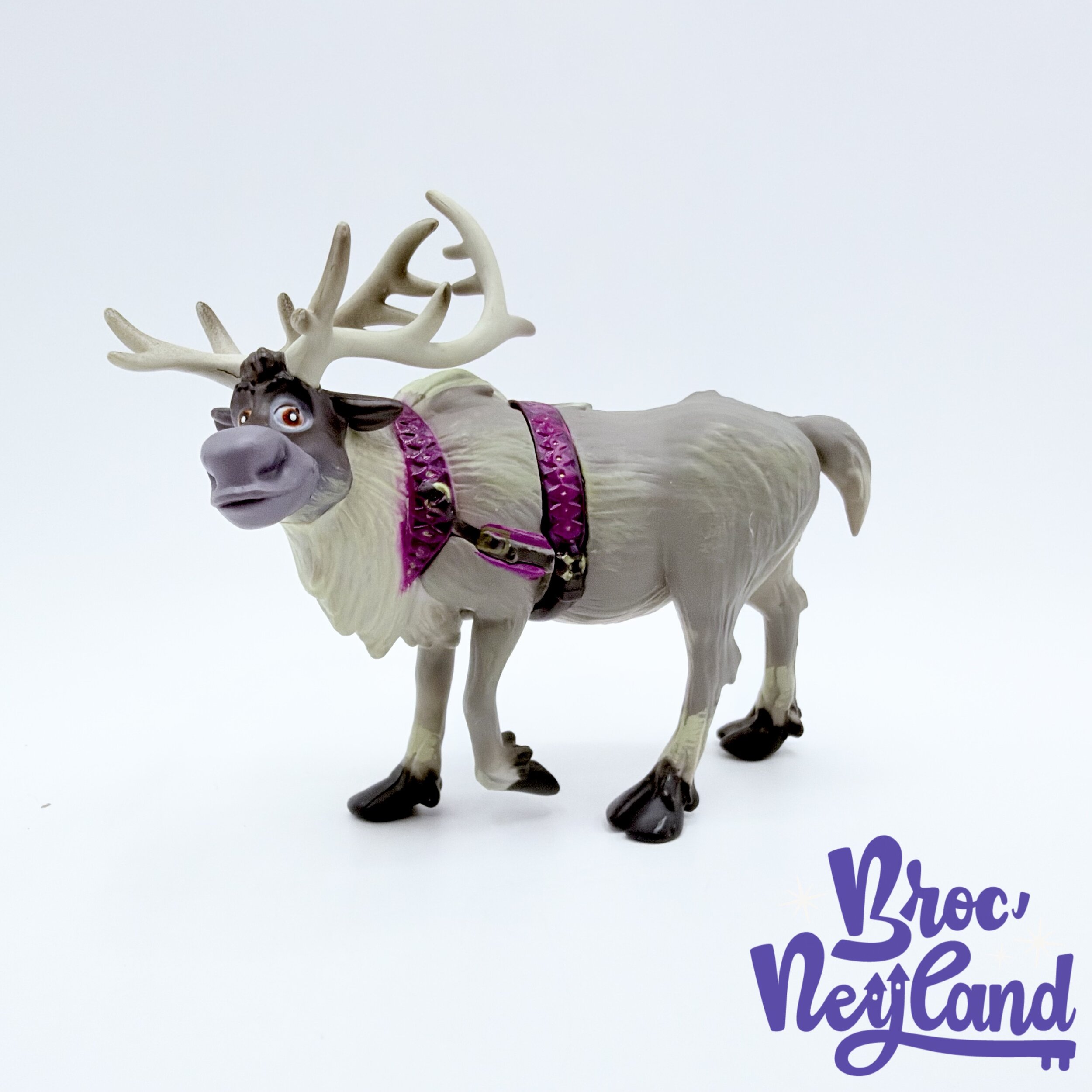 Figurine-Sven-Disney-Store-Playset-La-Reine-des-Neiges-renne-10-cm (3)