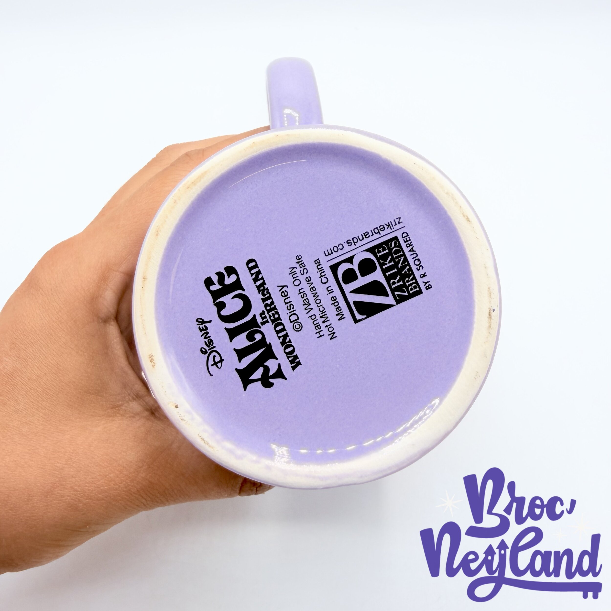 Tasse-Alice-au-Pays-des-Merveilles-Disney-Zrike-Brands-mug-violet-Chat-Cheshire-anse-relief-3D (6)