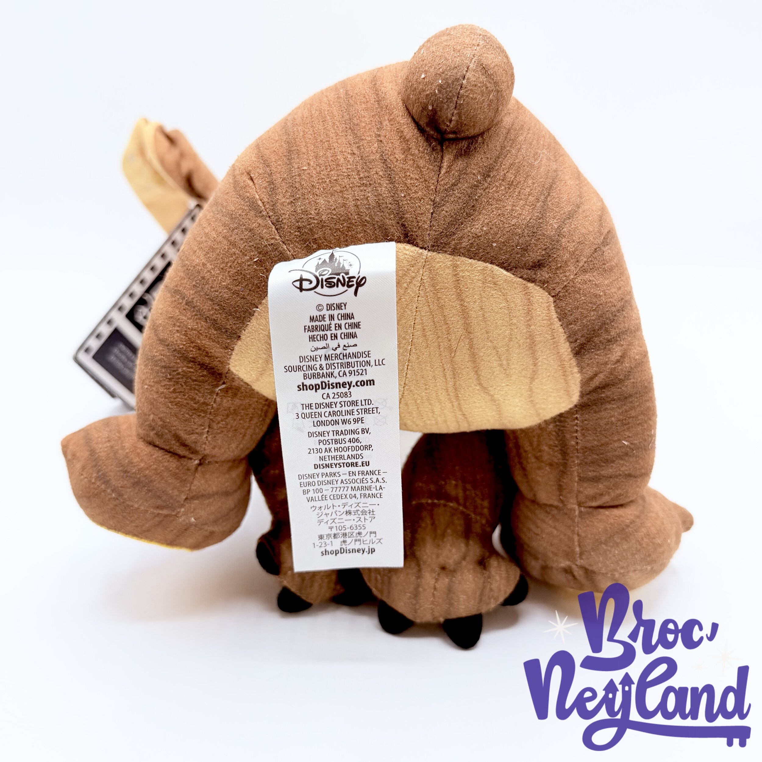 Peluche-Stitch-Crashes-Pinocchio-5-12-Édition-limitée-Disney-Store-marron-jaune-34-cm (6)
