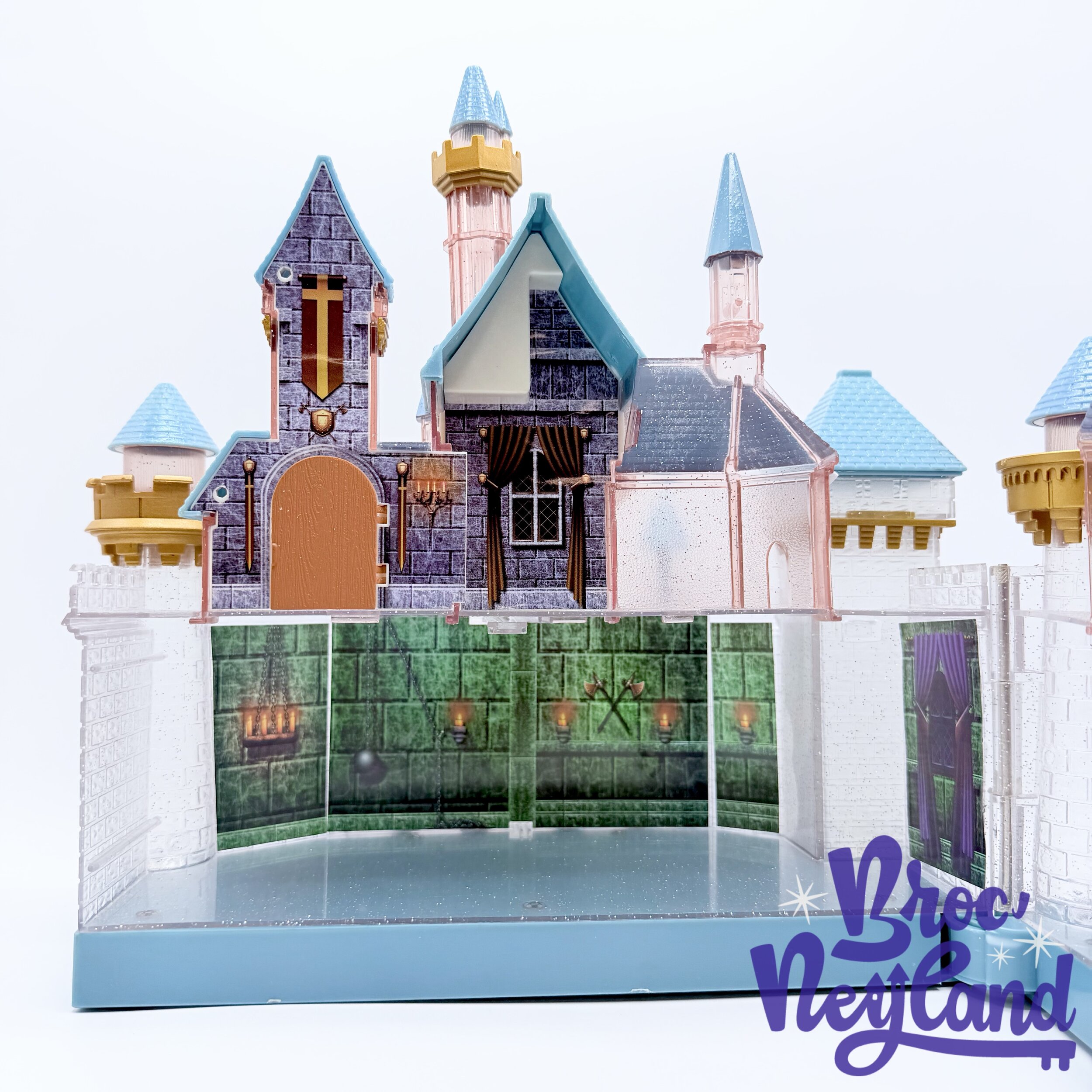Jouet-Château-des-Princesses-Disneyland-25ème-anniversaire-Disney-Sleeping-Beauty-Castle-Playset-lumineux-sonore-figurines (1)