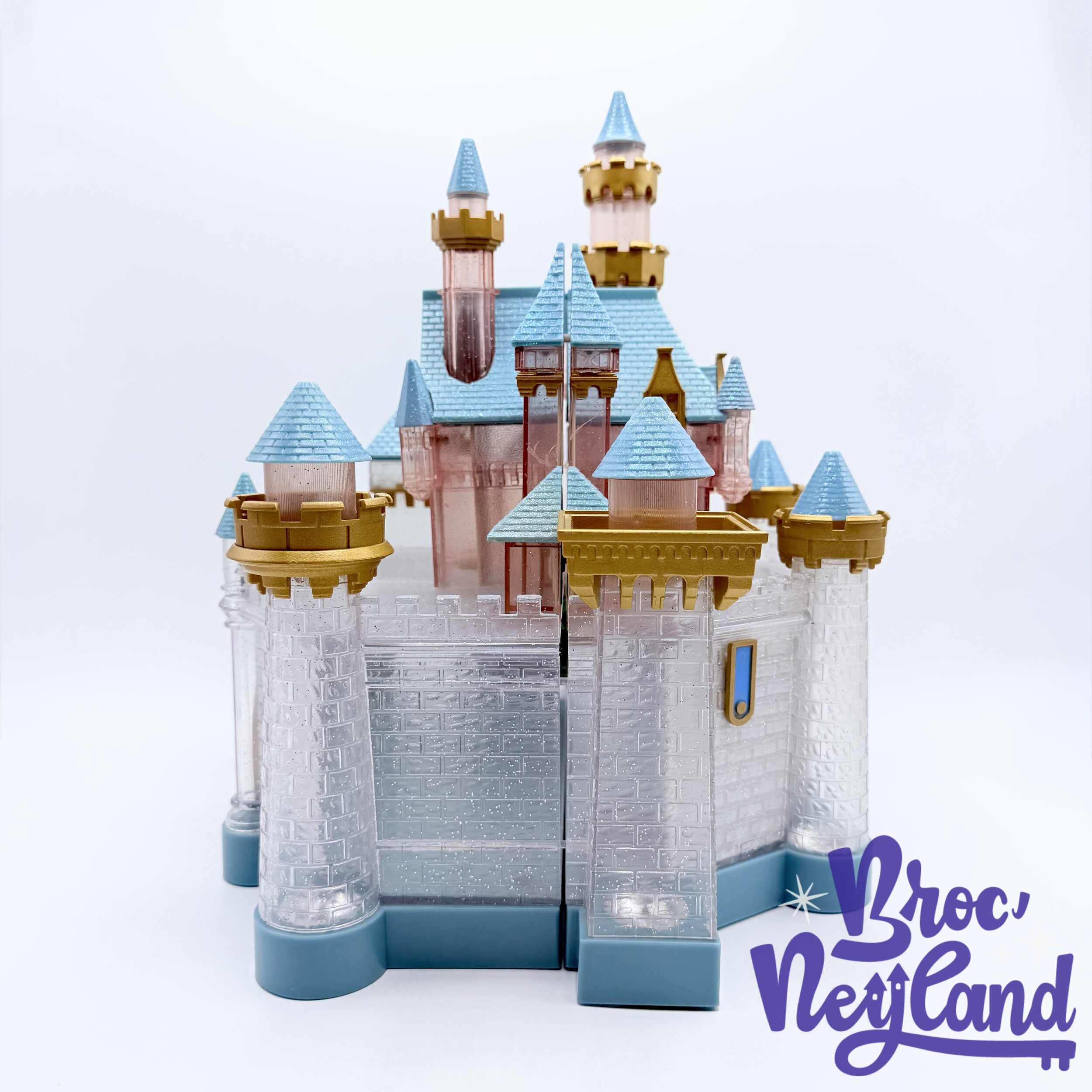 Jouet-Château-des-Princesses-Disneyland-25ème-anniversaire-Disney-Sleeping-Beauty-Castle-Playset-lumineux-sonore-figurines (8)