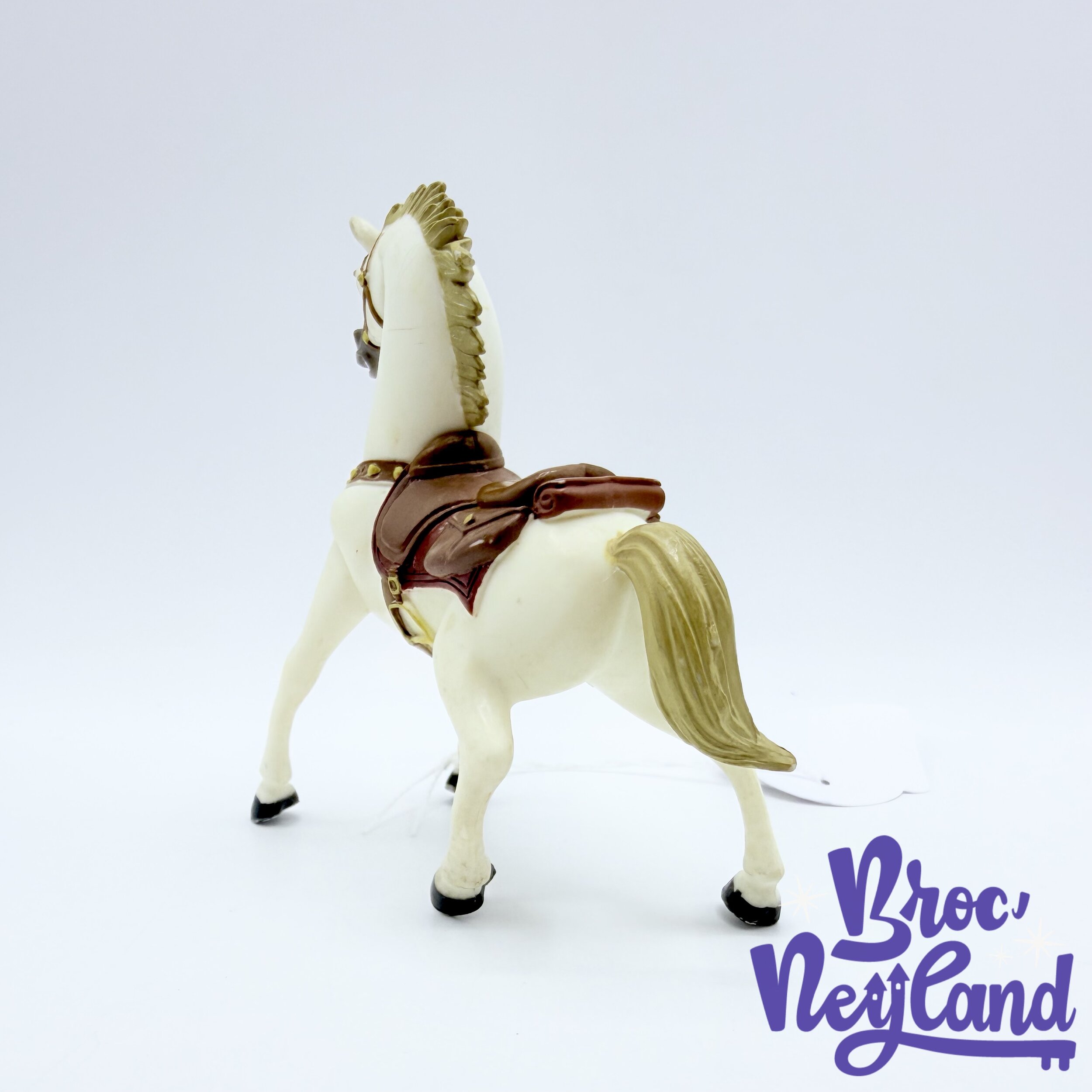 Figurine-Maximus-Cheval-Raiponce-Disney-Bullyland-blanc-marron-12-cm (3)