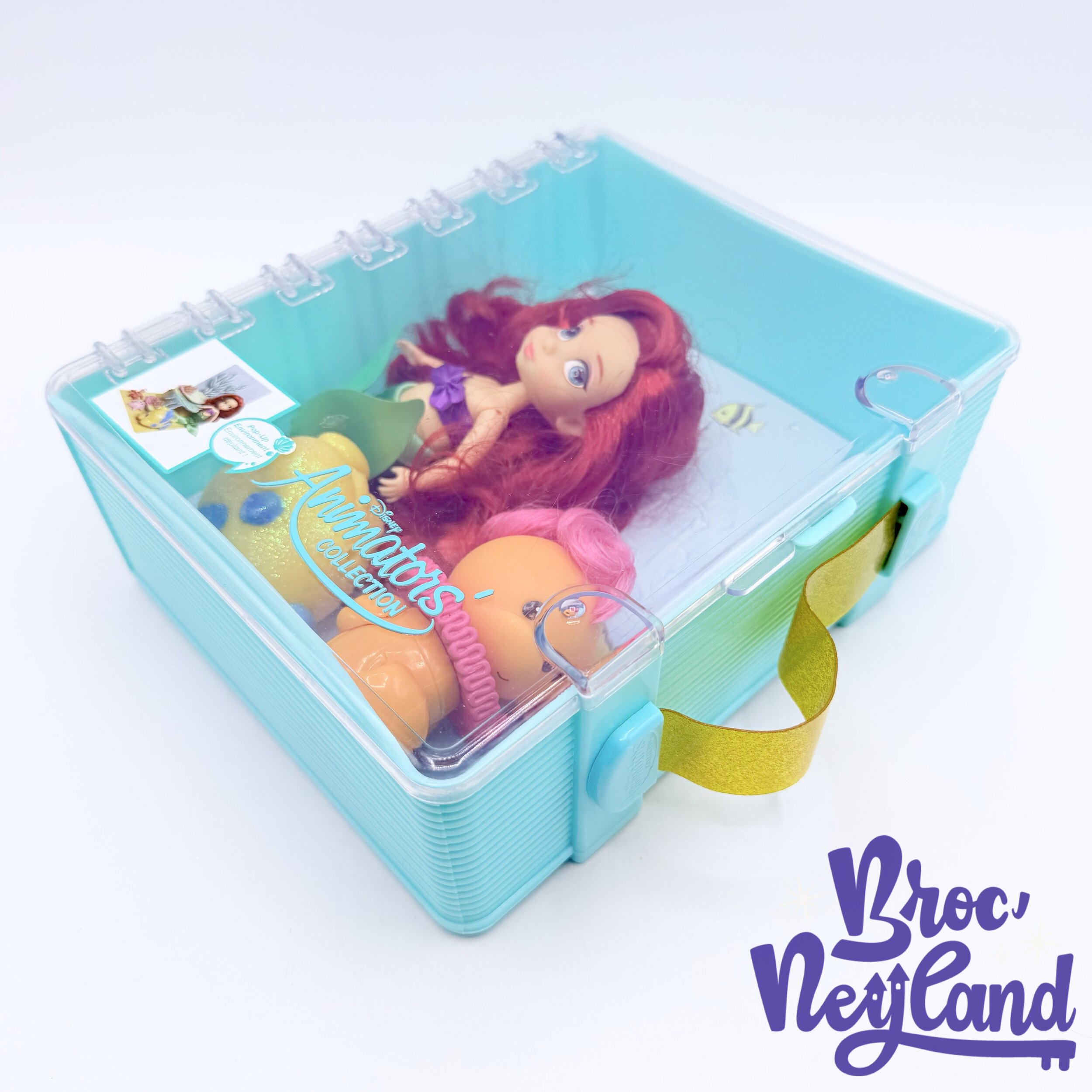 Ensemble-de-jeu-Coffret-Mini-Poupée-Ariel-La-Petite-Sirène-Animators-Collection-Disney-Store-Pop-Up-Environnement-valise (8)