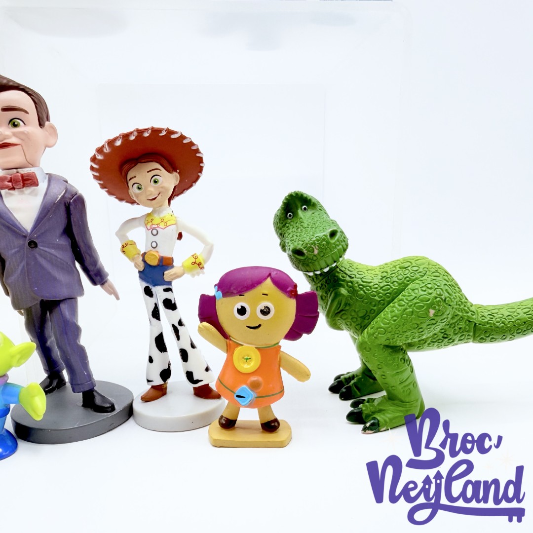 Figurines-Toy-Story-4-Mega-Playset-Disneyland-2019-Disney-Ensemble-de-jeu-géant (1)