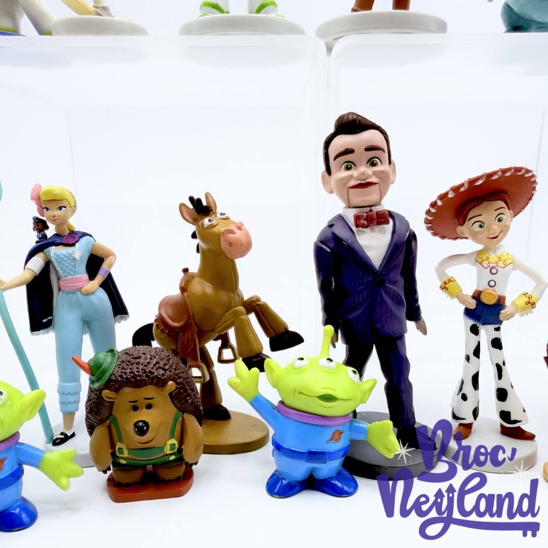 Figurines-Toy-Story-4-Mega-Playset-Disneyland-2019-Disney-Ensemble-de-jeu-géant (7)
