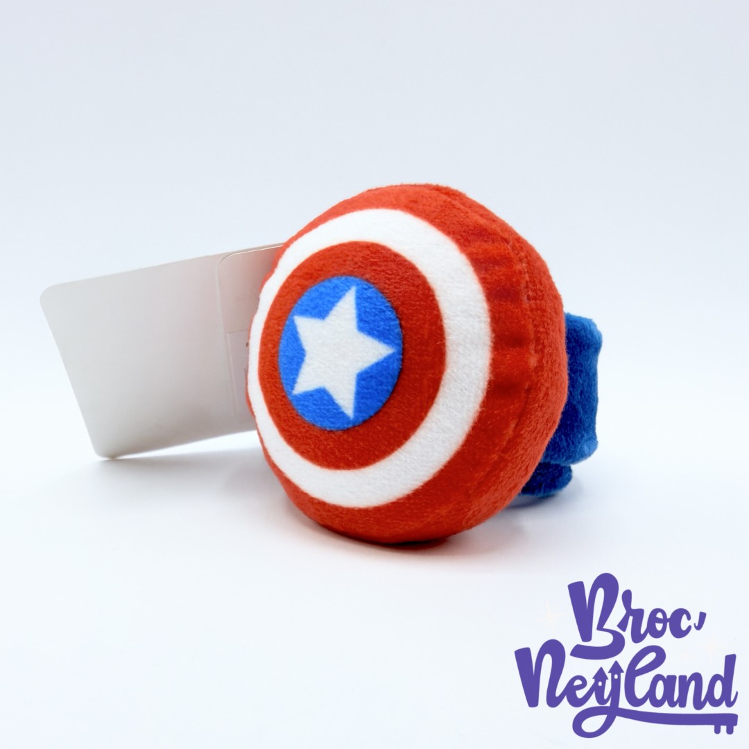 Peluche-Bracelet-Captain-America-Marvel-Disneyland-Paris-2018-Disney-Avengers-à-enrouler-poignet-clap (4)
