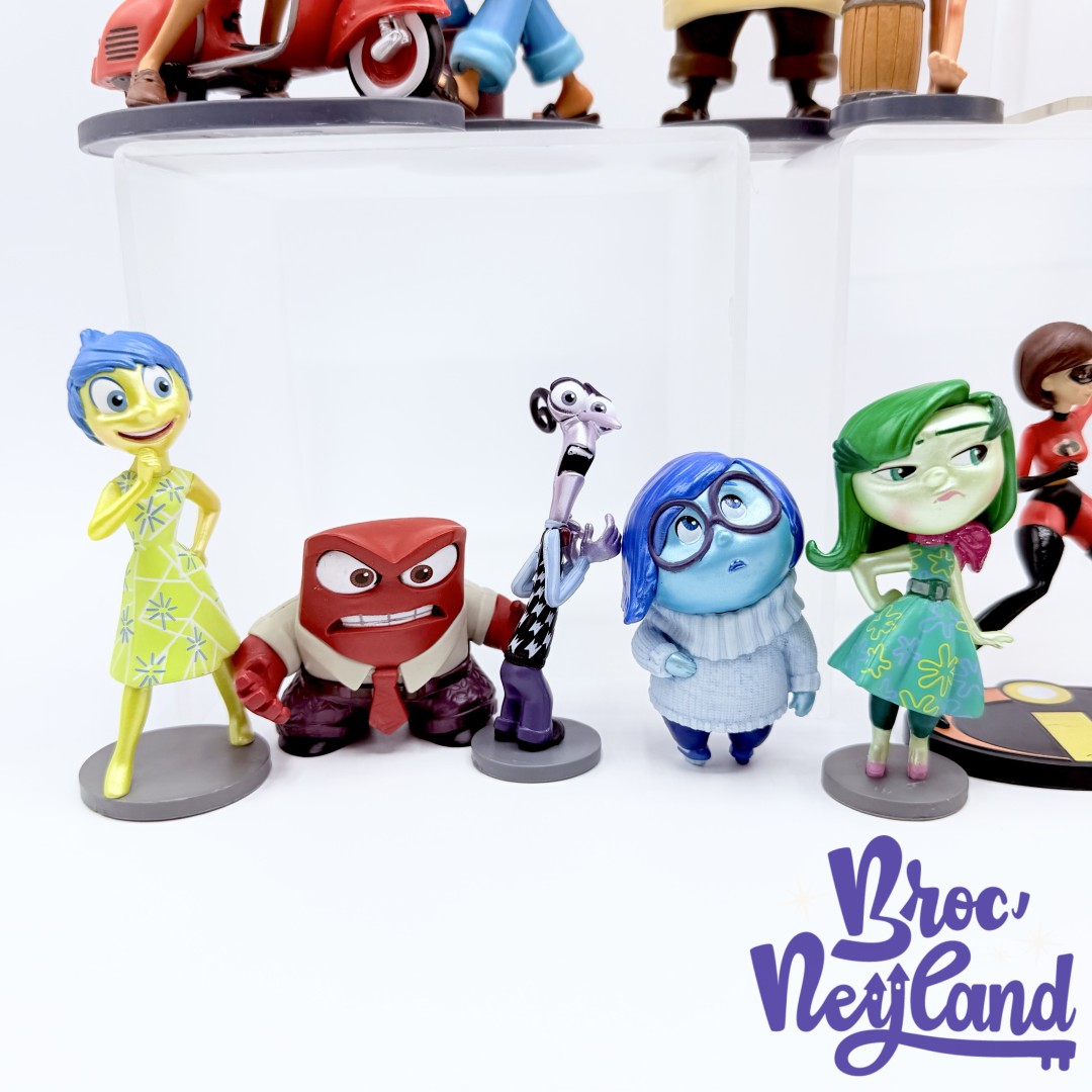 Figurines-pixar-Mega-Playset-Disney-Store-2024-Ensemble-de-jeu-géant (6)