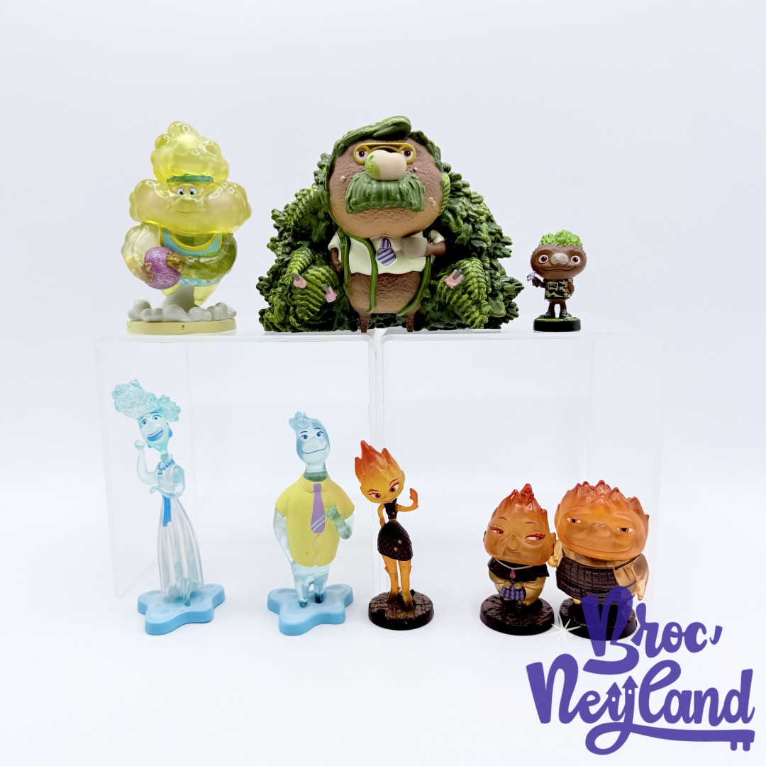 Figurines-Elémentaire-Playset-Deluxe-Disneyland-Paris-2023-Disney-Ensemble-de-jeu (3)