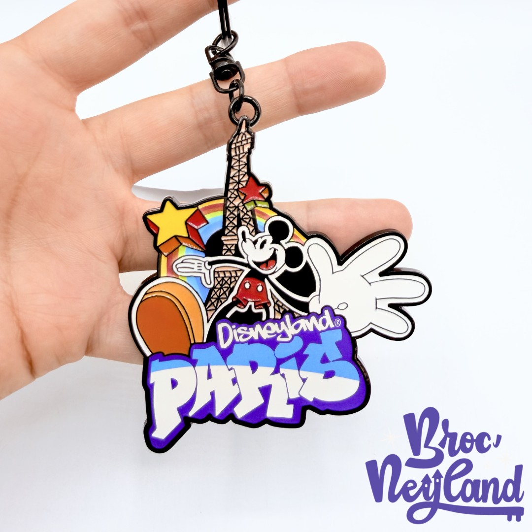 Porte-clés-Mickey-Mouse-Paris-Art-Street-Disneyland-Paris-2024-Disney-Tour-Eiffel-métal (1)