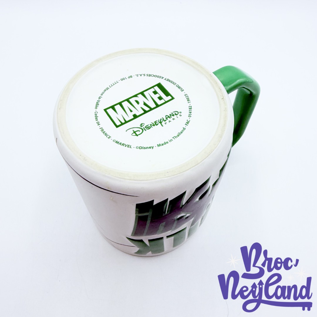Tasse-Hulk-Smash-Marvel-Disneyland-Paris-2019-mug-Disney-vert-blanc (4)