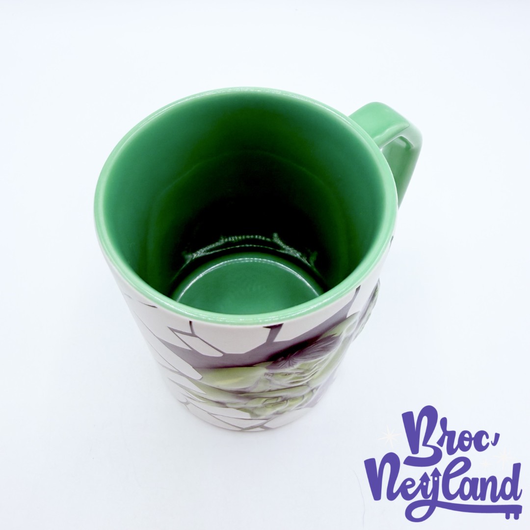 Tasse-Hulk-Smash-Marvel-Disneyland-Paris-2019-mug-Disney-vert-blanc (5)