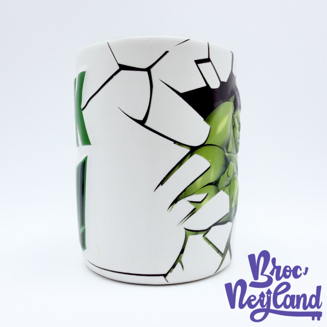 Tasse-Hulk-Smash-Marvel-Disneyland-Paris-2019-mug-Disney-vert-blanc (2)