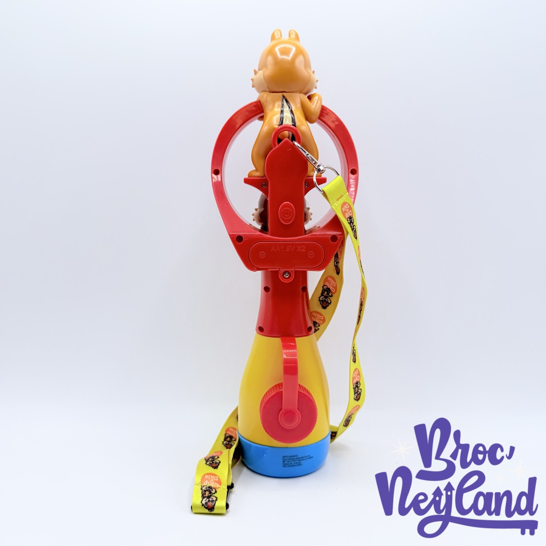 Brumatiseur-Tic-et-Tac-Chip-N-Dale-Disney-Parks-2024-Disneyland-ventilateur-eau (1)