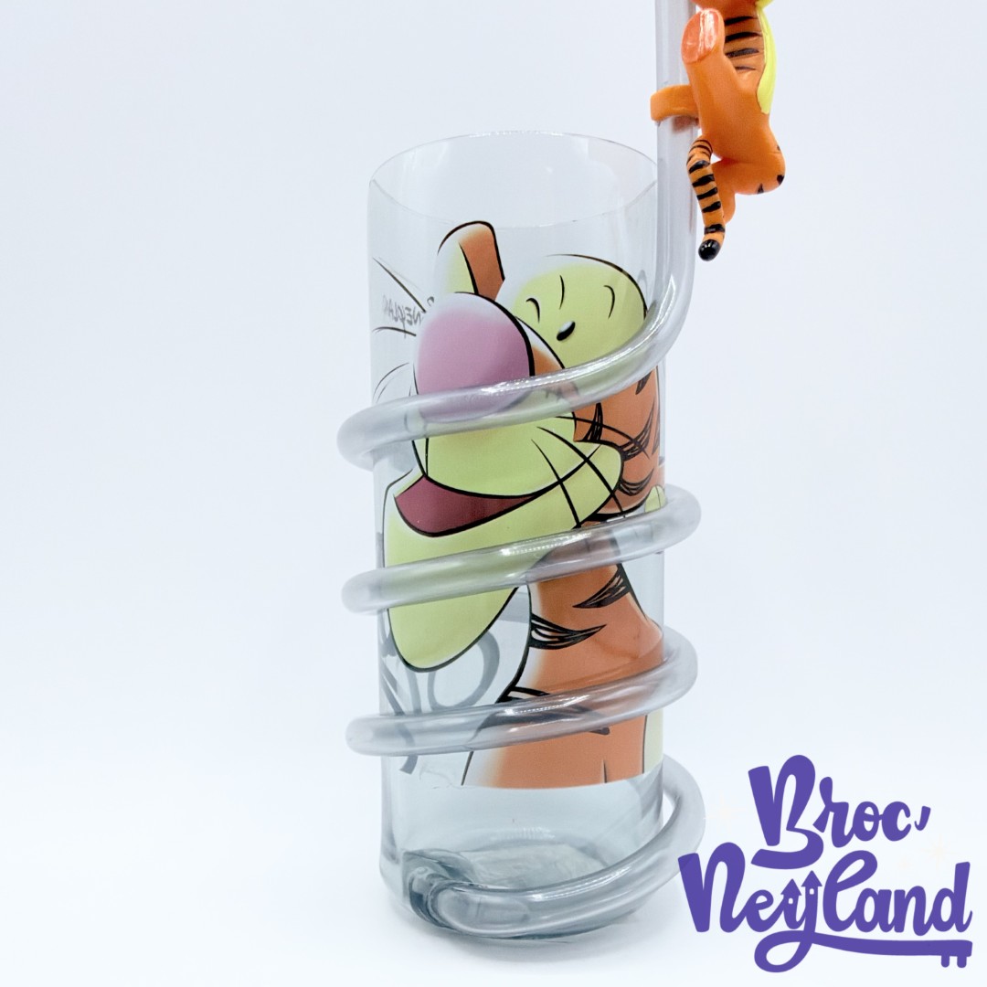 Verre-Paille-Tigrou-Portrait-Disneyland-Paris-Disney-Winnie-ourson-plastique-gris (3)