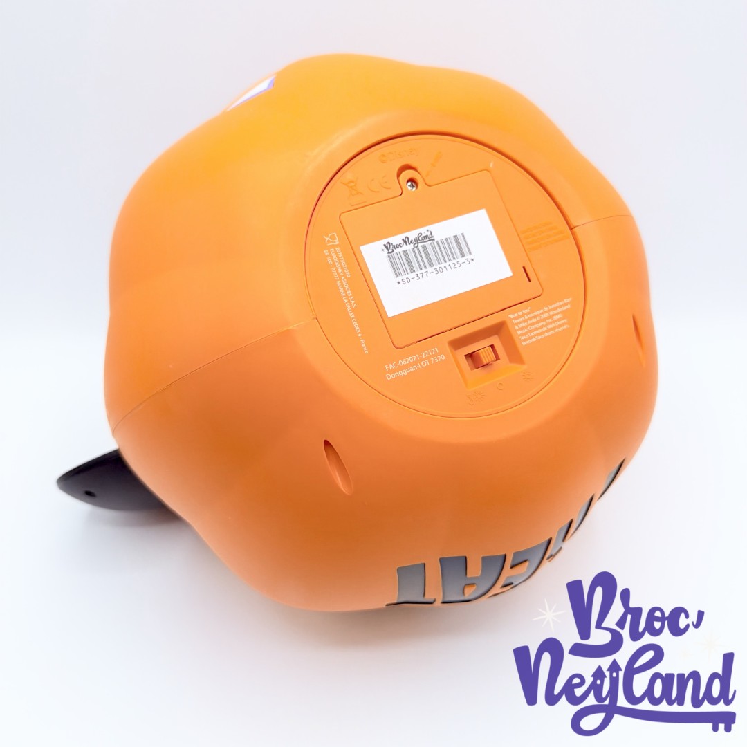 Seau-Mickey-Mouse-Citrouille-Trick-or-Treat-Halloween-2022-Disneyland-Paris-Disney-Pumpkin-Bucket-lumineux-musical (5)